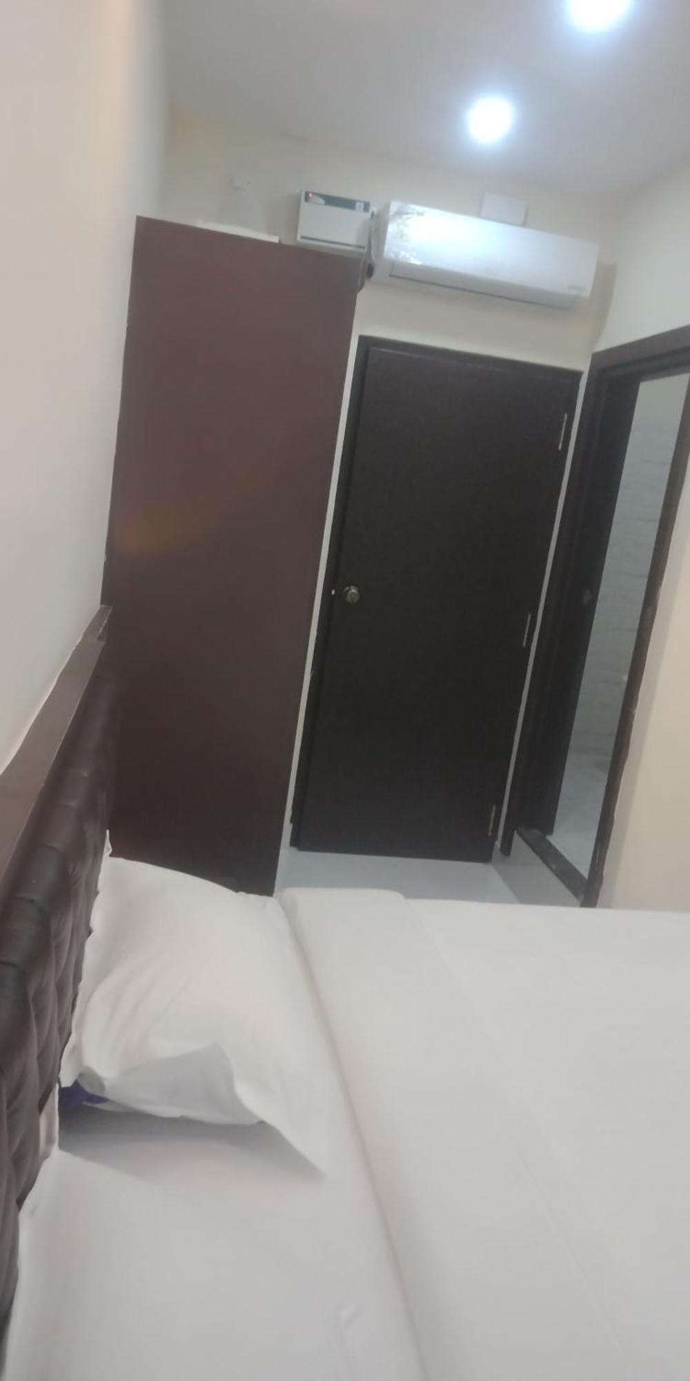 M G Residency Hotel Chikmagalur Ngoại thất bức ảnh