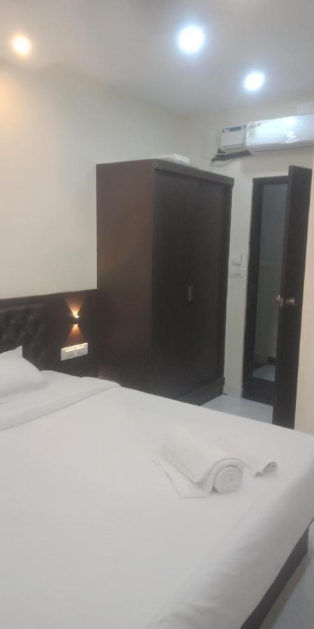 M G Residency Hotel Chikmagalur Ngoại thất bức ảnh
