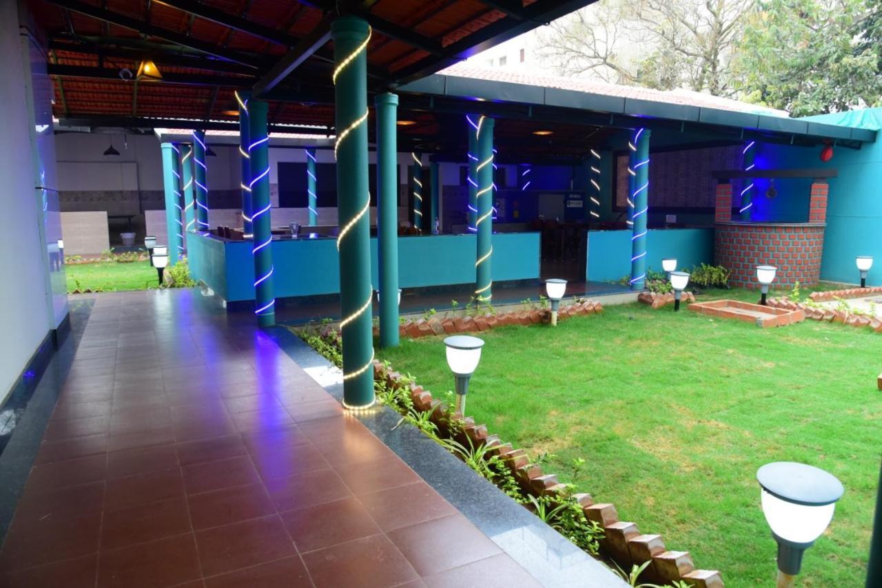 M G Residency Hotel Chikmagalur Ngoại thất bức ảnh
