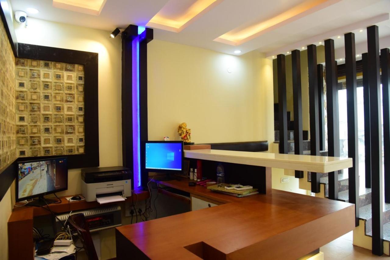 M G Residency Hotel Chikmagalur Ngoại thất bức ảnh